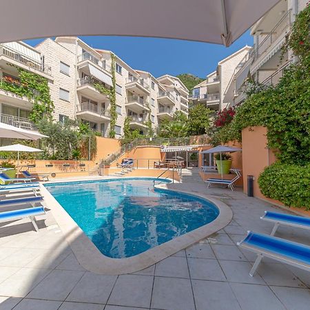 Petrovac Bay Apartments Bagian luar foto