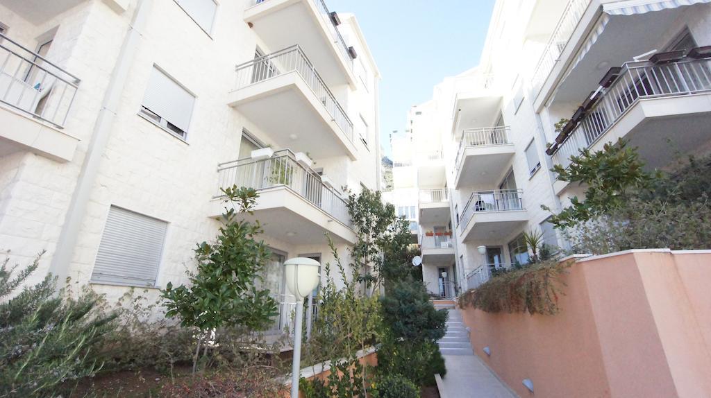 Petrovac Bay Apartments Bagian luar foto
